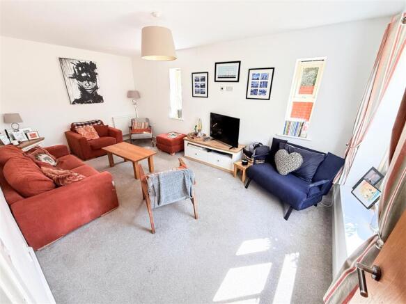 4 bed Detached for sale Image 10