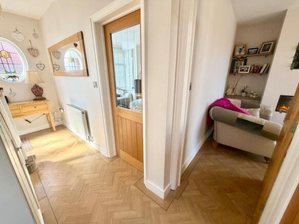 3 bed Semi-Detached for sale Image 7