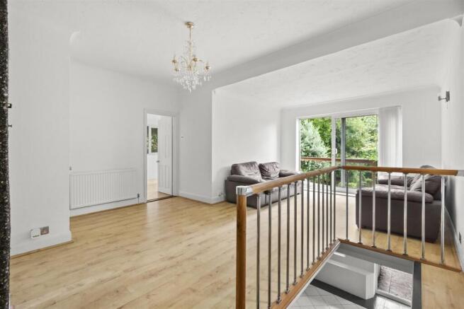 Totteridge Road-8.jpg