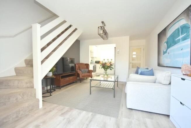 Shakespeare Drive, Llantwit Major, Vale of Glamorgan, CF61 1WW photo 4