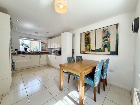 Kitchen Diner