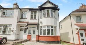 81, Rochester Drive, Westcliff-on-sea SS0 0NJ