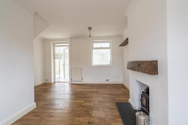 3 bed Terraced for sale Image 6