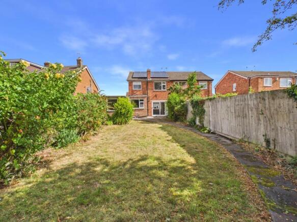 Prince Albert Drive, Glenfield, Leicester photo 4