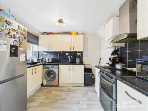 CAM02773G0-PR0325-STILL002