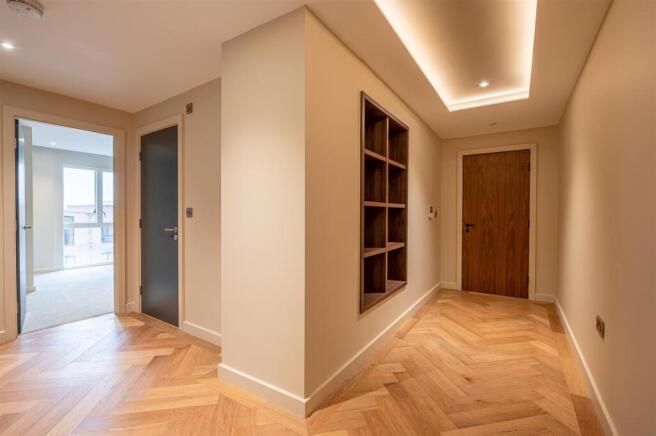 2 bed Apartment for sale Image 7