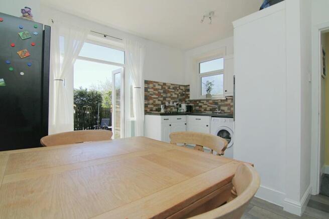 2 bed Semi-Detached for sale Image 5