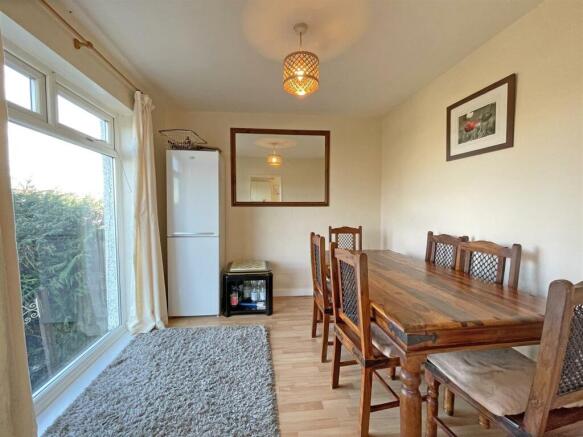 West Mailling Avenue  Dining Area 2.jpg