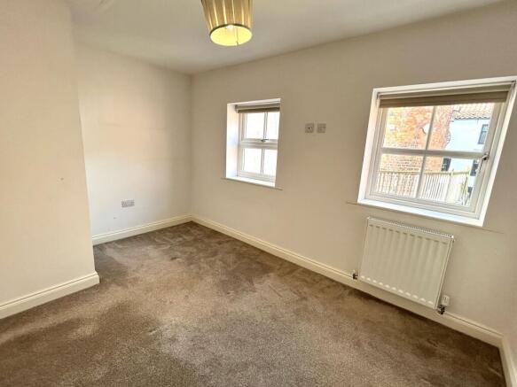 2 bed Terraced for sale Image 4