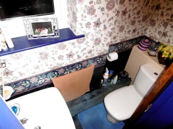 DOWNSTAIRS CLOAKROOM