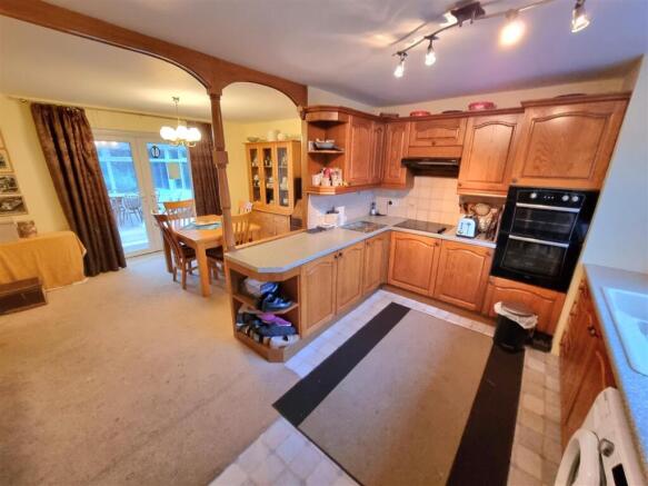 Kitchen & Dining.jpg