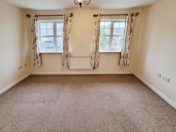 www.primechoiceproperties.co.uk-rushden estate age