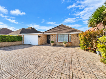 Kings Drive, Pagham