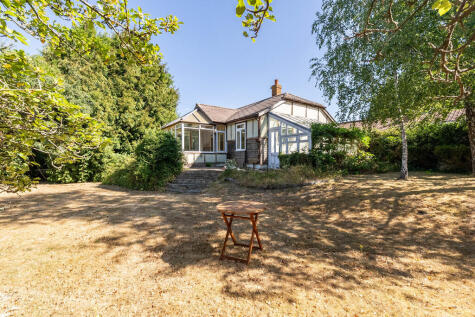 The Borough, Brockham