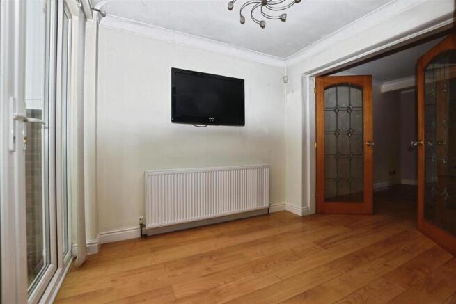 3 bed Terraced for sale Image 5