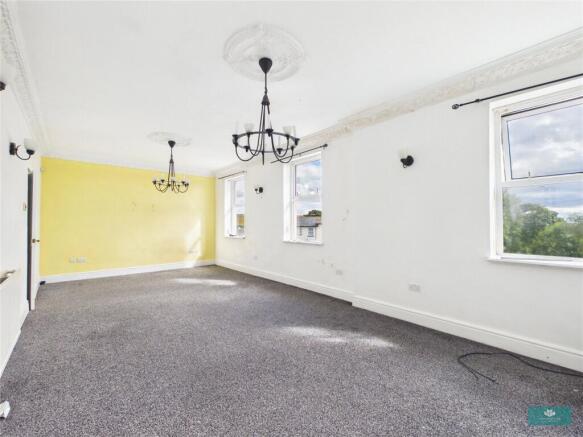 2 bed Apartment for sale Image 9
