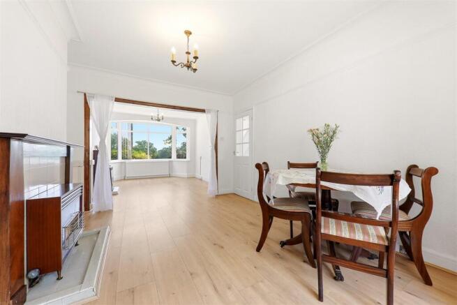 Open Plan Sitting & Dining Room
