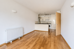 Flat 3, 2, Summit Road, London E17 9LR