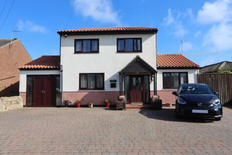 Murton Lane,
Murton Village, Newcastle upon Tyne,
NE27 0LR