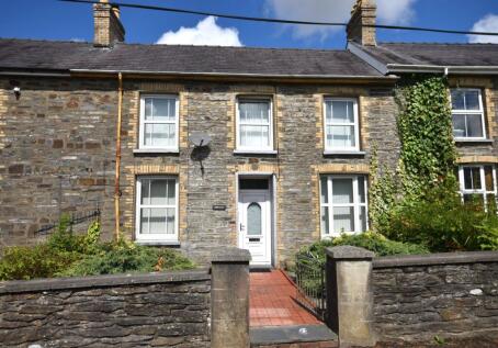 Gerallt, Railway Terrace, Henllan, Ceredigion. SA44 5TH