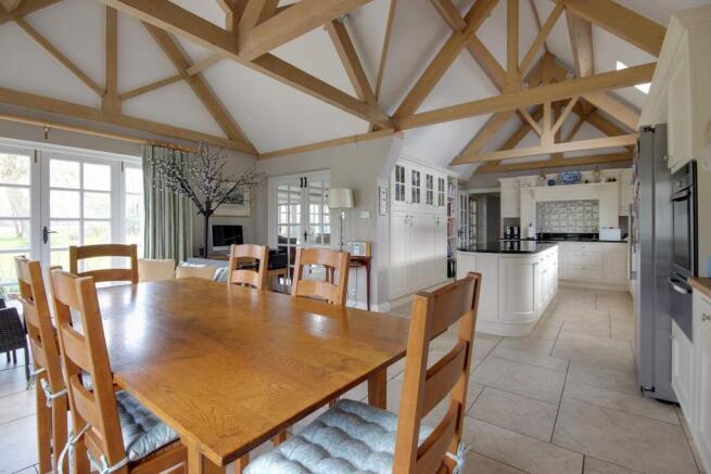 breakfast room