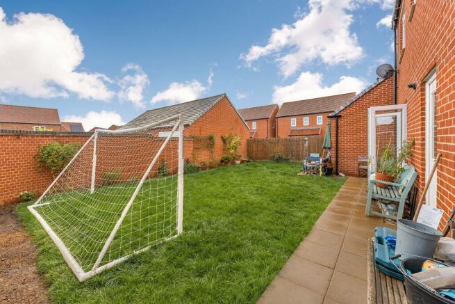 4, Yarrow Road, Bodicote photo 4