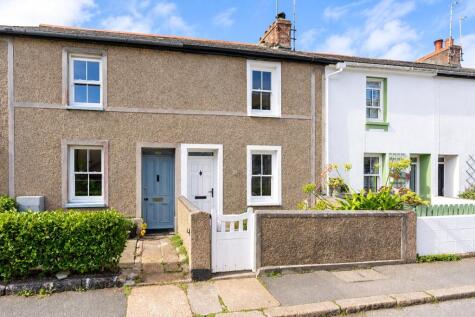 Rosevean Road, Penzance, TR18