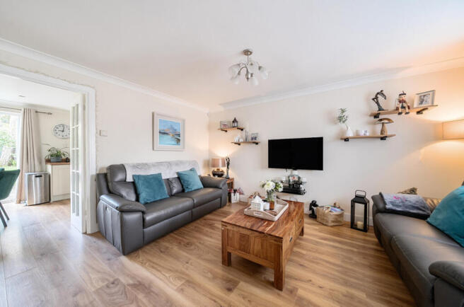 1328299-10-687e01...