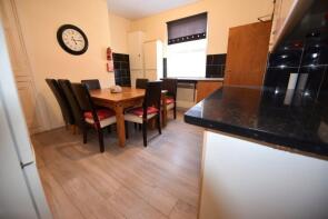 3, Branksome Place, Hyde Park, Leeds LS6 1RQ