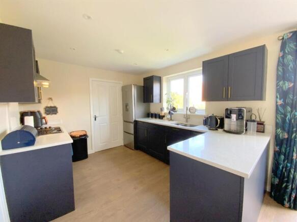 Eagle Drive, Humberston photo 4