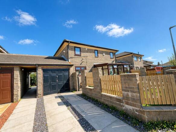 3 bed Detached for sale Image 12