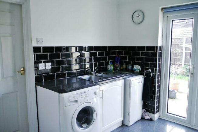 Kitchen photo 3