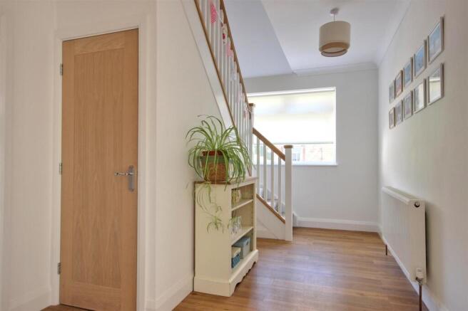 3 bed Detached for sale Image 5