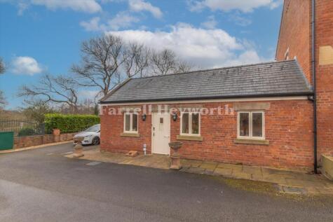 The Newlinks, Tudor Avenue, Lea, Preston