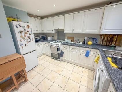 Gosforth Lane, South Oxhey, Watford, WD19