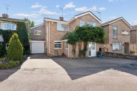 Hall End Close, Maulden, MK45
