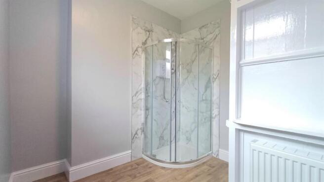 1 bed Apartment to rent Image 7