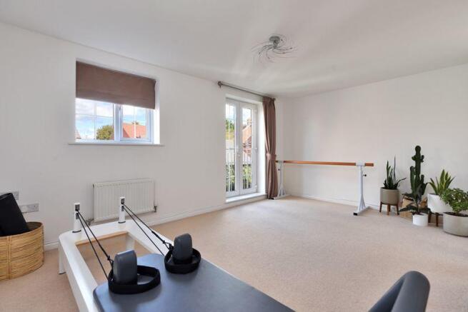 Bedroom/Recept...