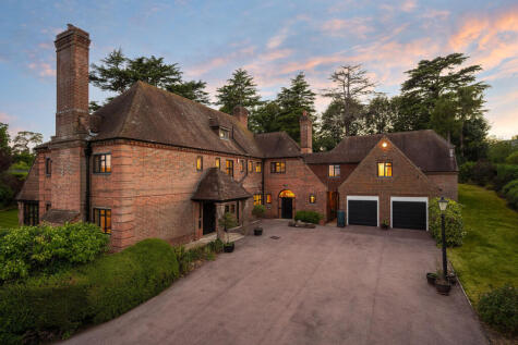 Green Lane Pangbourne Reading, Berkshire RG8 7BG