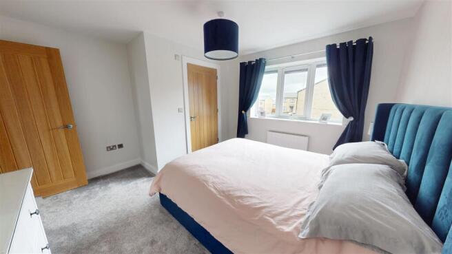 4 bed Detached for sale Image 12