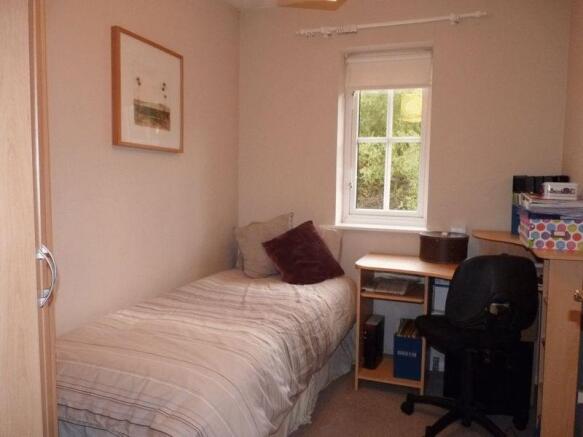Photo 8