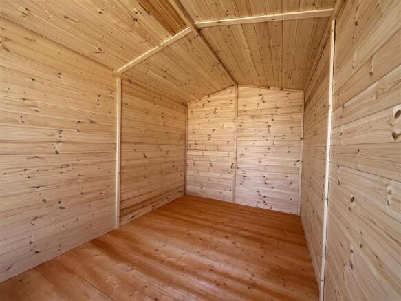 INTERNAL VIEWS OF BEACH HUT