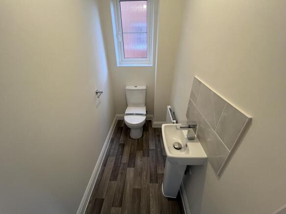 Cloakroom/wc