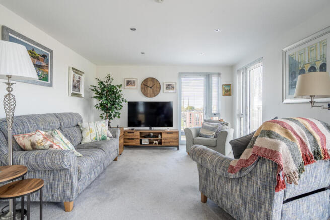 2 bed Penthouse for sale Image 5