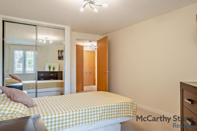 8660493-interior13-800.jpg