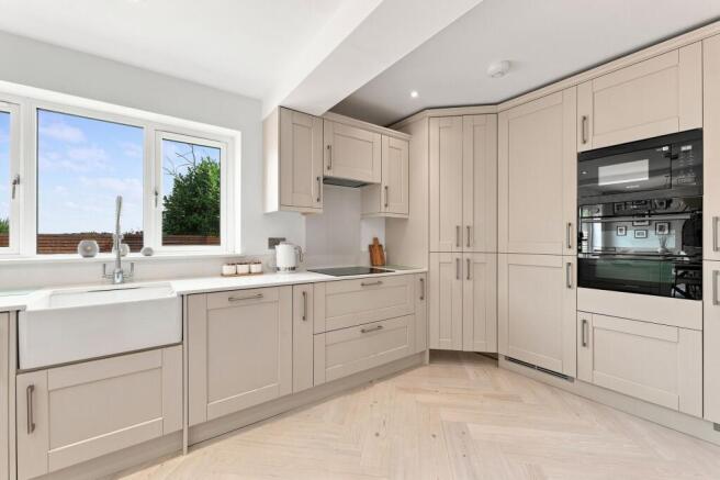 3 bed Detached for sale Image 5