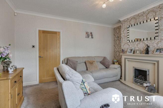 3 bed Semi-Detached for sale Image 10