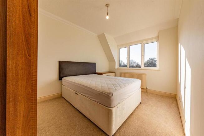 BEDROOM 3: