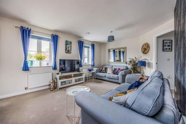 Flat 3 Moulier Court, St Georges Road, Denmead-Sma