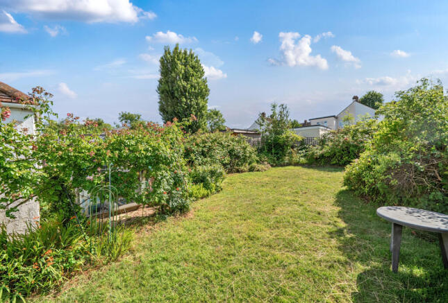 1324805-3-686fe14...